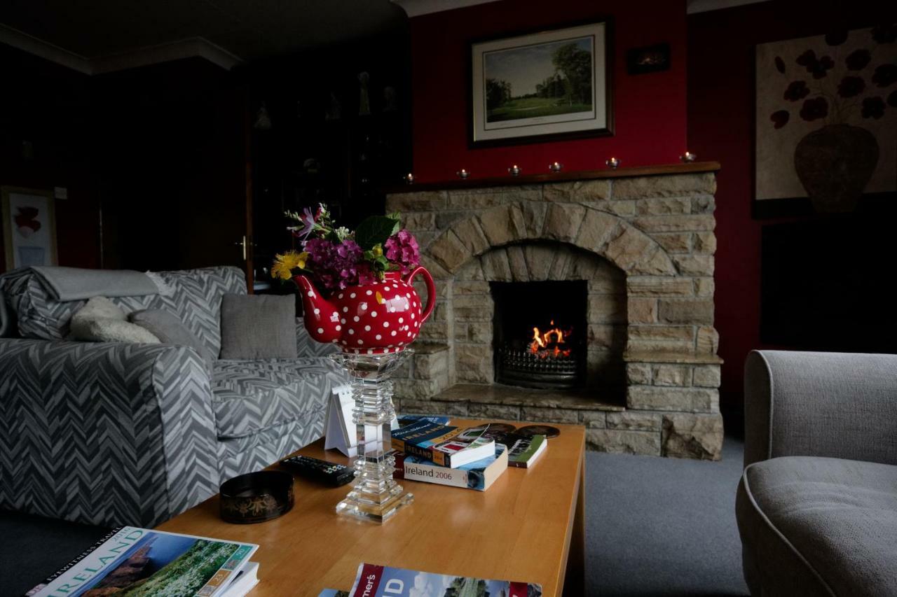 Abbey View Bed & Breakfast Голуей Екстериор снимка