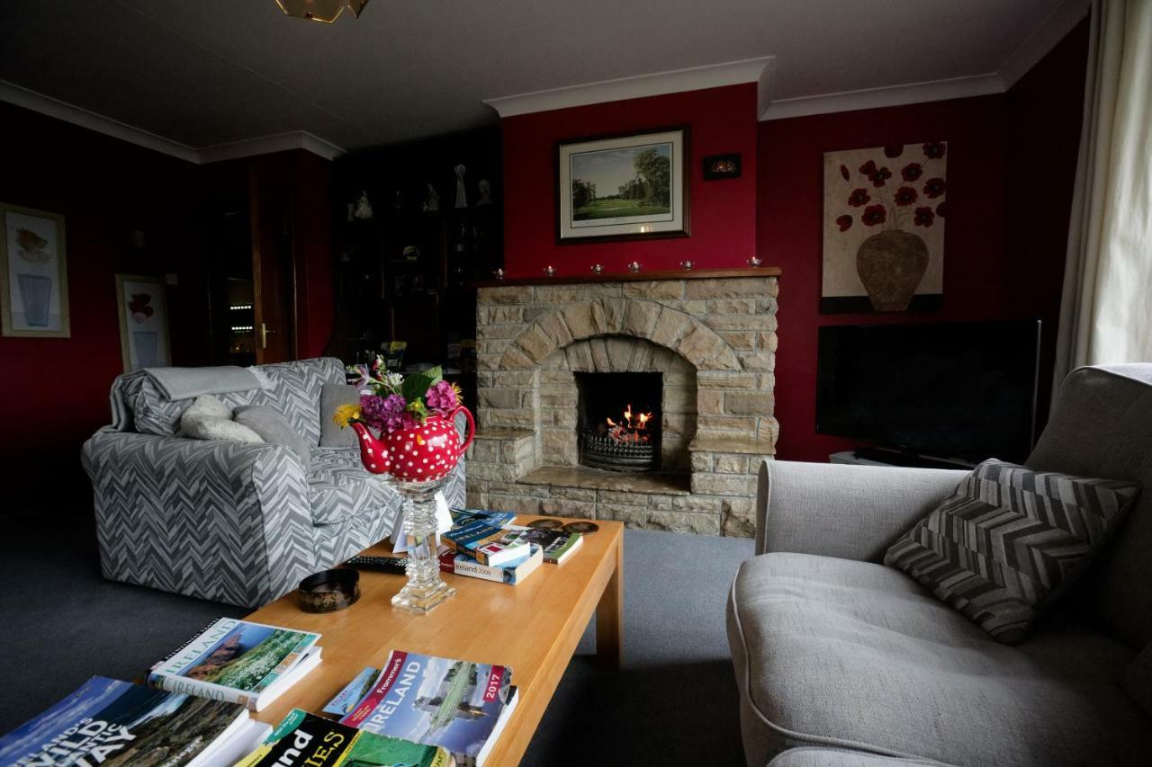 Abbey View Bed & Breakfast Голуей Екстериор снимка