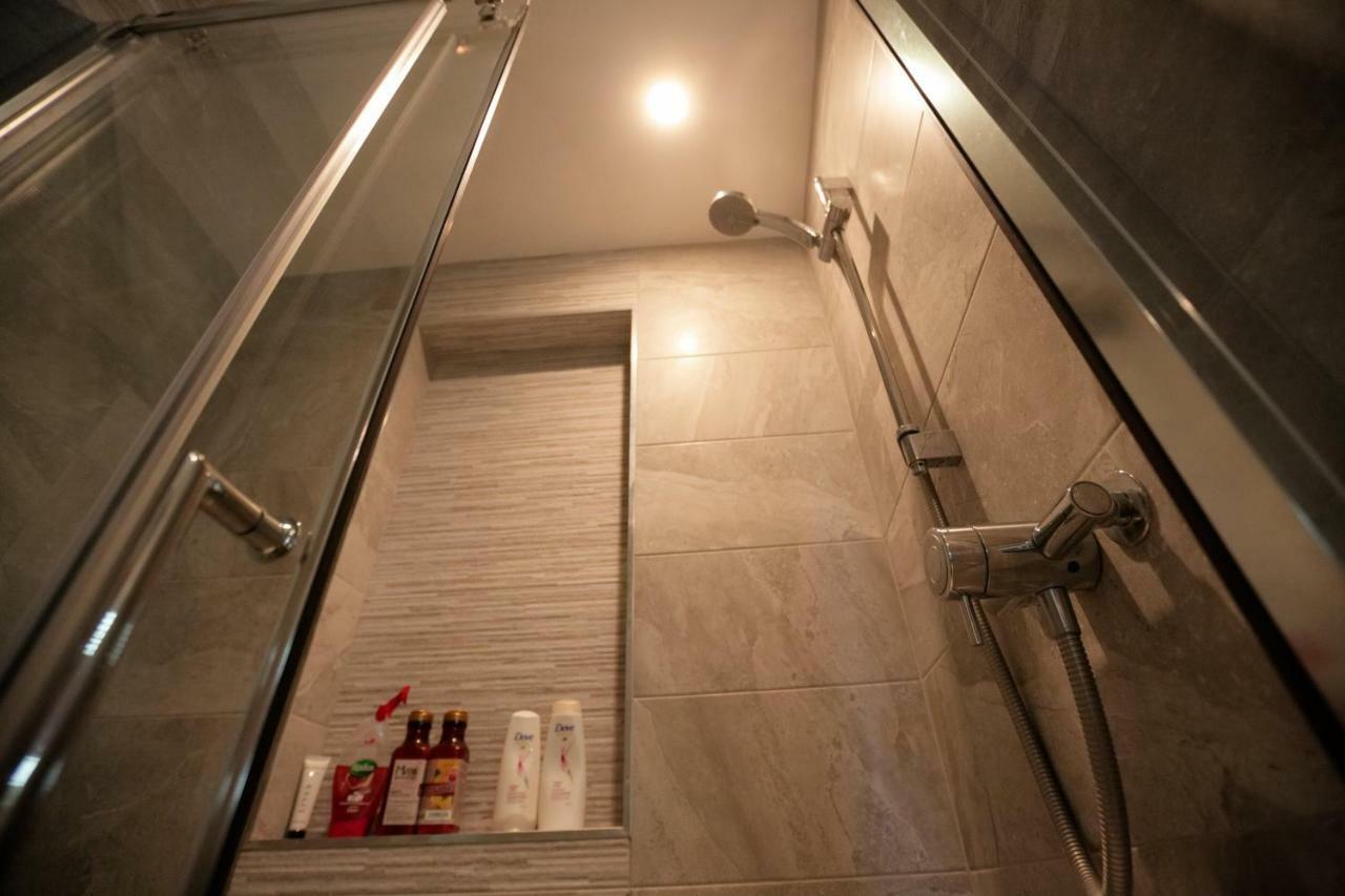 Abbey View Bed & Breakfast Голуей Екстериор снимка