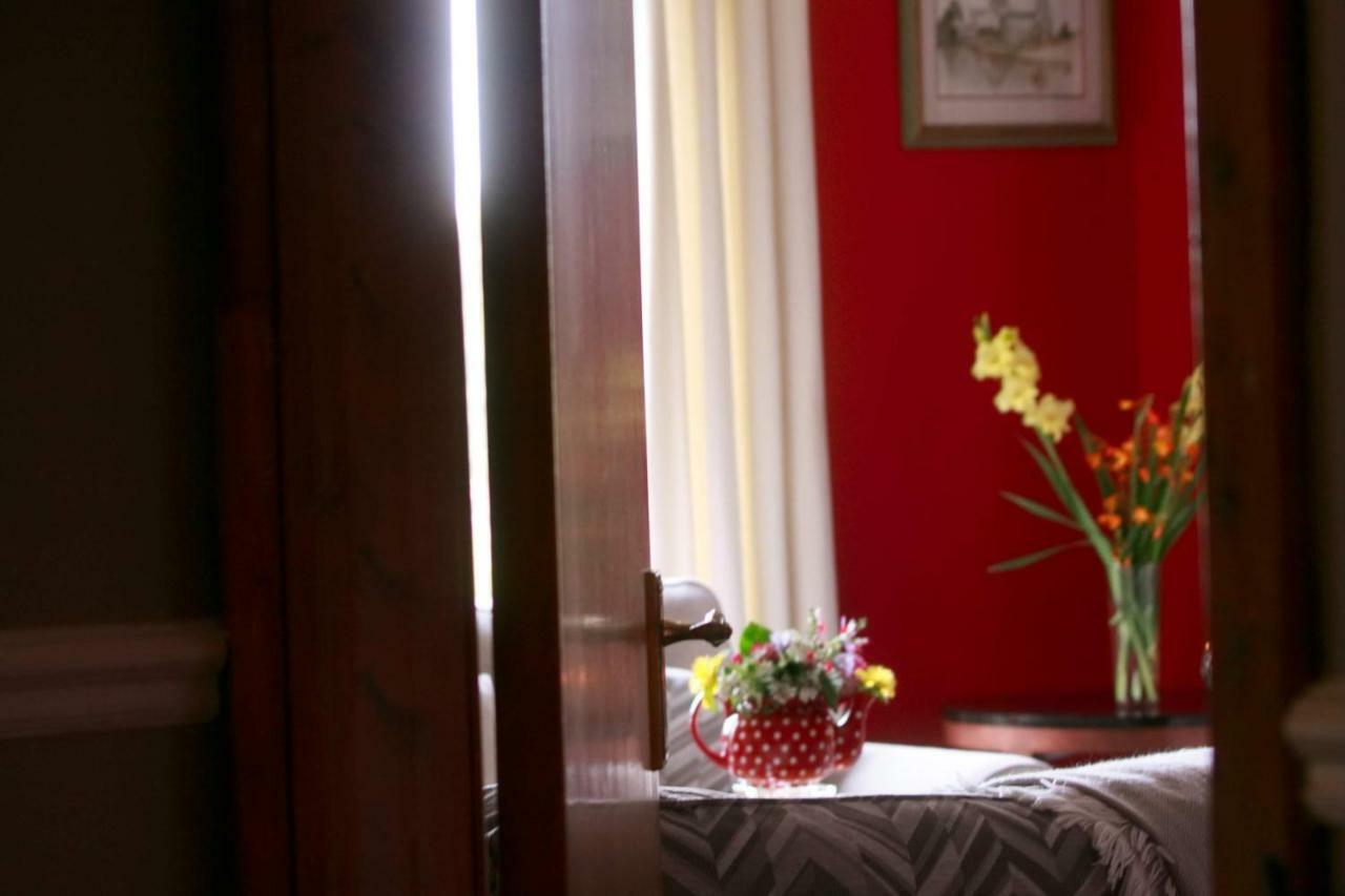 Abbey View Bed & Breakfast Голуей Екстериор снимка